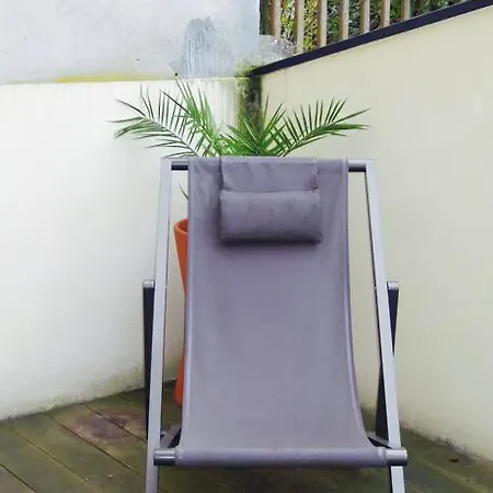 Jardin Public Apartment *